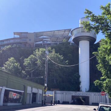 Oregon City Elevate! Plaza – Steel Top Off